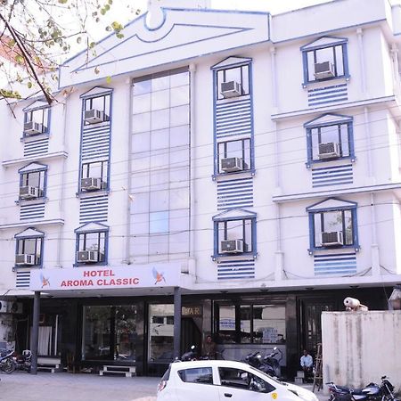 Hotel Aroma Classic Jaipur Bagian luar foto
