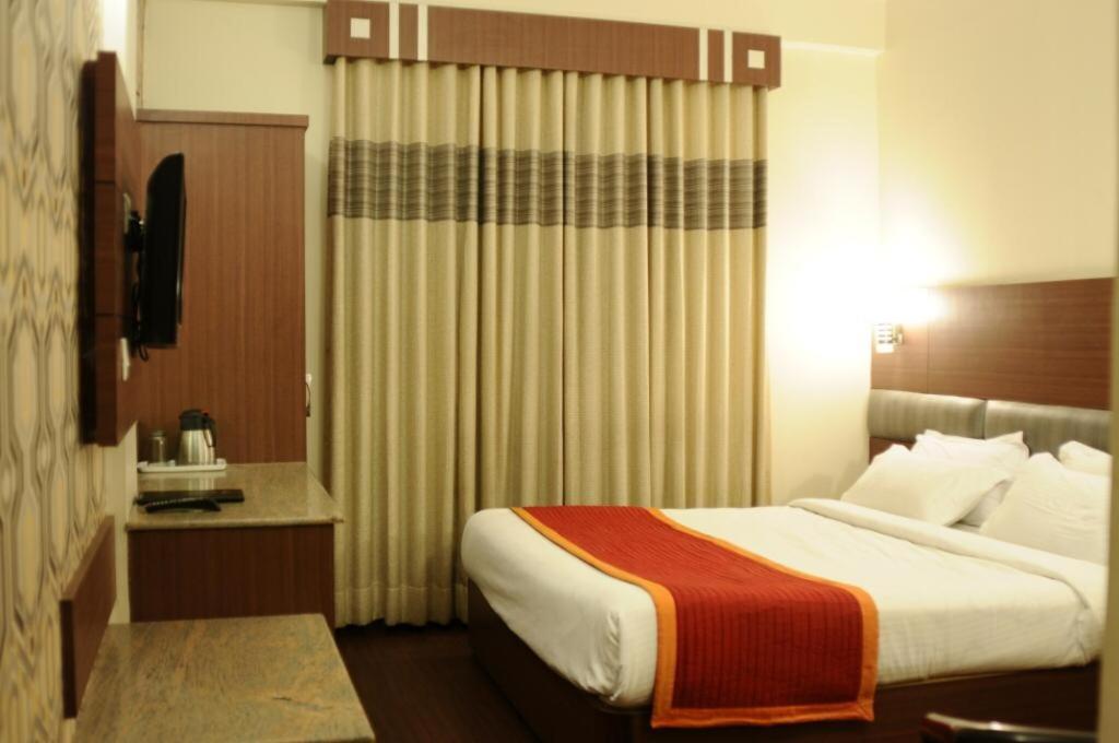 Hotel Aroma Classic Jaipur Bagian luar foto